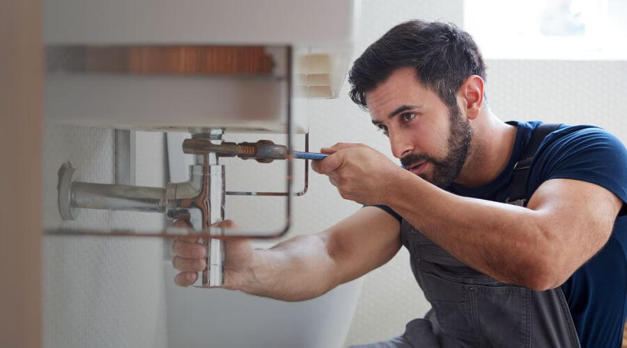 Professional water heater installation services in Creighton, MO